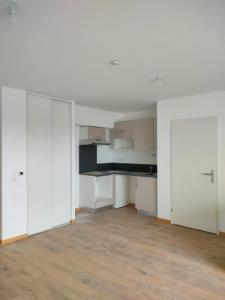 For rent Nantes 2 rooms 42 m2 Loire atlantique (44300) photo 0