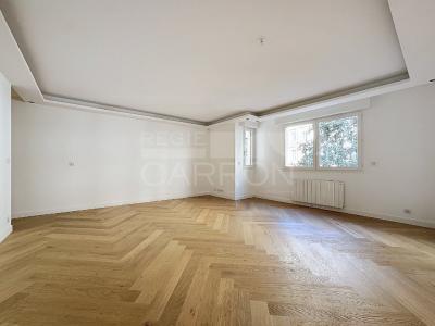 For sale Lyon-2eme-arrondissement 4 rooms 91 m2 Rhone (69002) photo 2