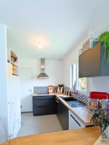 For sale Vivonne 5 rooms 87 m2 Vienne (86370) photo 1