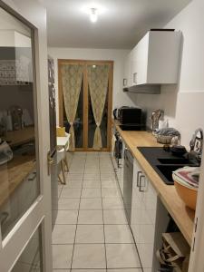 For rent Lyon-3eme-arrondissement 3 rooms 77 m2 Rhone (69003) photo 2