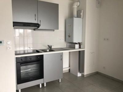 For rent Saint-priest 2 rooms 38 m2 Rhone (69800) photo 2