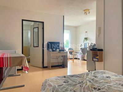 For sale Pau 1 room 32 m2 Pyrenees atlantiques (64000) photo 3