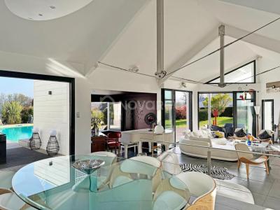 For sale Pau 7 rooms 240 m2 Pyrenees atlantiques (64000) photo 2