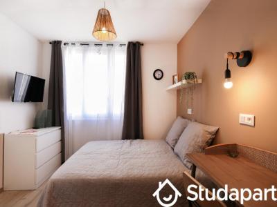 Louer Appartement Lyon-7eme-arrondissement 610 euros