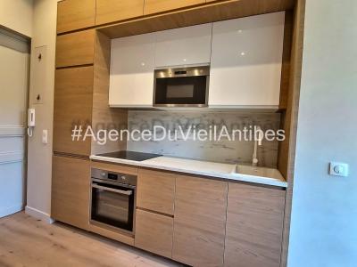 For sale Antibes VIEIL ANTIBES 3 rooms 65 m2 Alpes Maritimes (06600) photo 4