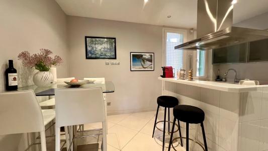 For sale Cannes 4 rooms 150 m2 Alpes Maritimes (06400) photo 3