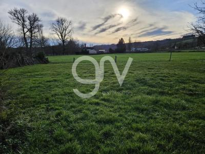 For sale Maurs Cantal (15600) photo 1