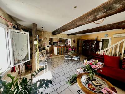 For sale CENTRE HISTORIQUE 3 rooms 98 m2 Gard (30800) photo 1