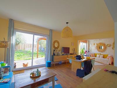 For sale Gare Saint Michel 5 rooms 122 m2 Vendee (85100) photo 3