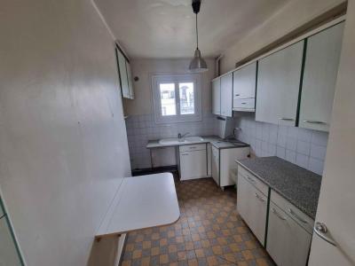 Louer Appartement 65 m2 Paris-18eme-arrondissement