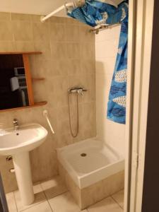 For rent Bordeaux 1 room 34 m2 Gironde (33000) photo 2