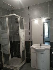 For rent Bordeaux 2 rooms 45 m2 Gironde (33000) photo 0
