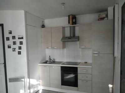 For rent Bordeaux 2 rooms 45 m2 Gironde (33000) photo 2