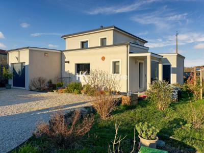 For sale Saint-etienne-de-tulmont 5 rooms 150 m2 Tarn et garonne (82410) photo 0