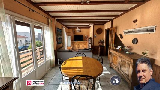 For sale Saint-laurent-de-mure 5 rooms 105 m2 Rhone (69720) photo 1