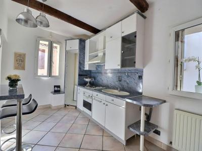 For sale Marseille-11eme-arrondissement 3 rooms 60 m2 Bouches du Rhone (13011) photo 2