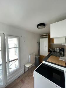 For rent Paris-10eme-arrondissement 1 room 15 m2 Paris (75010) photo 1