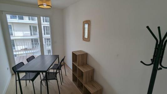 For rent Clichy 5 rooms 24 m2 Hauts de Seine (92110) photo 1