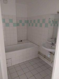 For rent Strasbourg 3 rooms 59 m2 Bas rhin (67000) photo 2