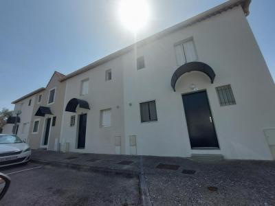 For sale Carpentras 4 rooms 80 m2 Vaucluse (84200) photo 0