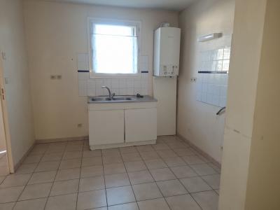 For sale Carpentras 4 rooms 80 m2 Vaucluse (84200) photo 2