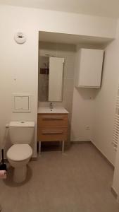 For rent Saint-martin-d'heres 2 rooms 48 m2 Isere (38400) photo 2