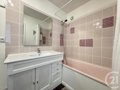 For sale Fontenay-sous-bois 5 rooms 92 m2 Val de Marne (94120) photo 4