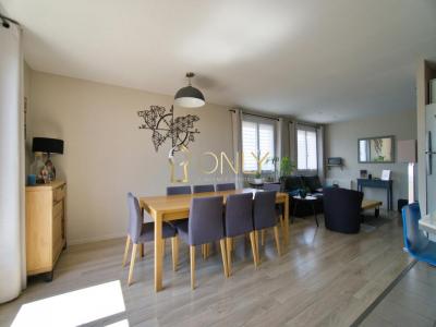 Acheter Appartement 69 m2 Villefranche-sur-saone