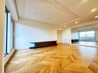 For rent Paris-10eme-arrondissement 4 rooms 93 m2 Paris (75010) photo 1
