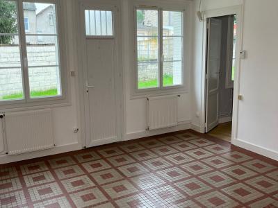 For sale Loches 4 rooms 73 m2 Indre et loire (37600) photo 2