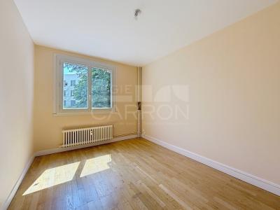 Louer Appartement Tassin-la-demi-lune 1110 euros