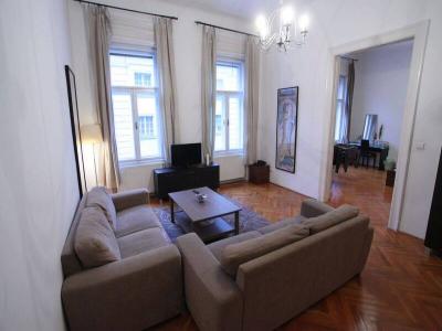 For rent Paris-7eme-arrondissement 3 rooms 77 m2 Paris (75007) photo 0
