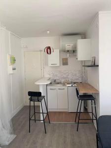 For rent Paris-10eme-arrondissement 1 room 21 m2 Paris (75010) photo 1