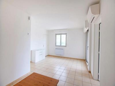For sale Marseille-8eme-arrondissement 2 rooms 39 m2 Bouches du Rhone (13008) photo 2