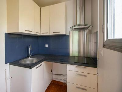 For sale Marseille-8eme-arrondissement 2 rooms 39 m2 Bouches du Rhone (13008) photo 4