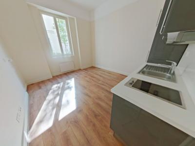For rent Paris-16eme-arrondissement 2 rooms 32 m2 Paris (75016) photo 2