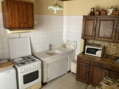 For sale A L'ENTRE DU VILLAGE 7 rooms 103 m2 Gard (30160) photo 3