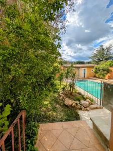 For sale PROCHE BAGNOLS SUR CEZE 6 rooms 240 m2 Gard (30330) photo 0