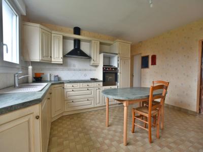 For sale CHOLET DESCARTES 6 rooms 110 m2 Maine et loire (49300) photo 2