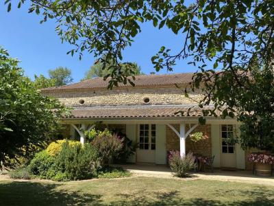 For sale A 10 MINUTES DE MARMANDE 5 rooms 186 m2 Lot et garonne (47200) photo 0