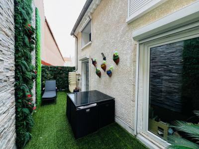 For sale AVENUE GEORGES CLMENCEAU 3 rooms 103 m2 Herault (34500) photo 0