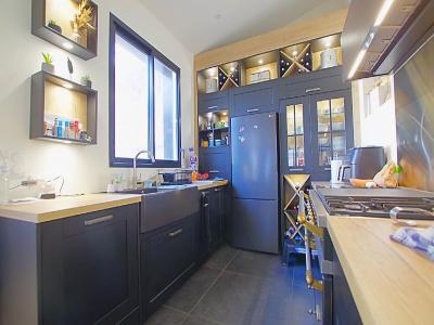 For sale 4 rooms 109 m2 Vendee (85100) photo 3