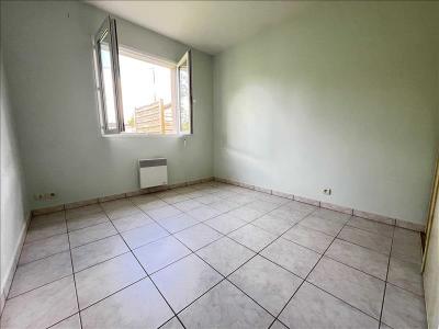 For rent Cezac 4 rooms 95 m2 Gironde (33620) photo 3