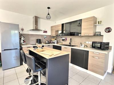 For sale Macon 4 rooms 88 m2 Saone et loire (71000) photo 3