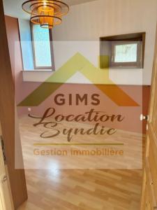 Louer Appartement 74 m2 Mieussy