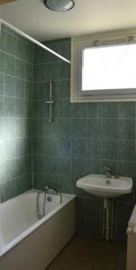 For rent Tassin-la-demi-lune 3 rooms 58 m2 Rhone (69160) photo 2