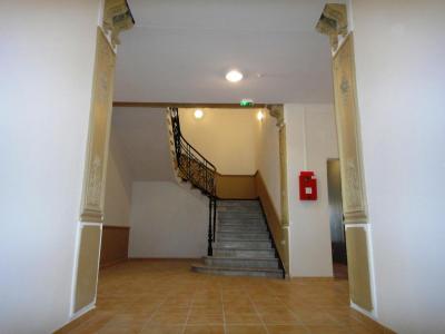 Annonce Location 3 pices Appartement Camaret-sur-aigues 84
