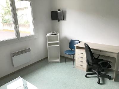 For rent Clermont-ferrand 1 room 20 m2 Puy de dome (63000) photo 1