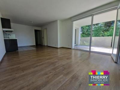 For sale Nantes 4 rooms 74 m2 Loire atlantique (44100) photo 4