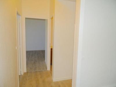 For rent Bordeaux 3 rooms 68 m2 Gironde (33000) photo 2